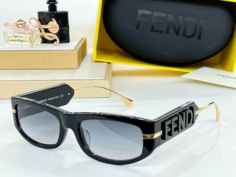 Fendi Glasses smx(50)